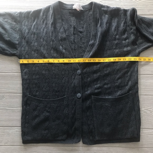 VINTAGE Plus Size Charcoal Grey Cable Knit Cardigan with Side Large Pockets - Picture 9 of 9